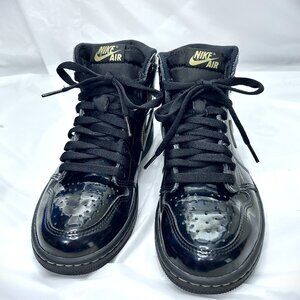 Air Jordan 1 HIgh Black Metallic Gold     2020 555088-32 Size 6Y/7.5W